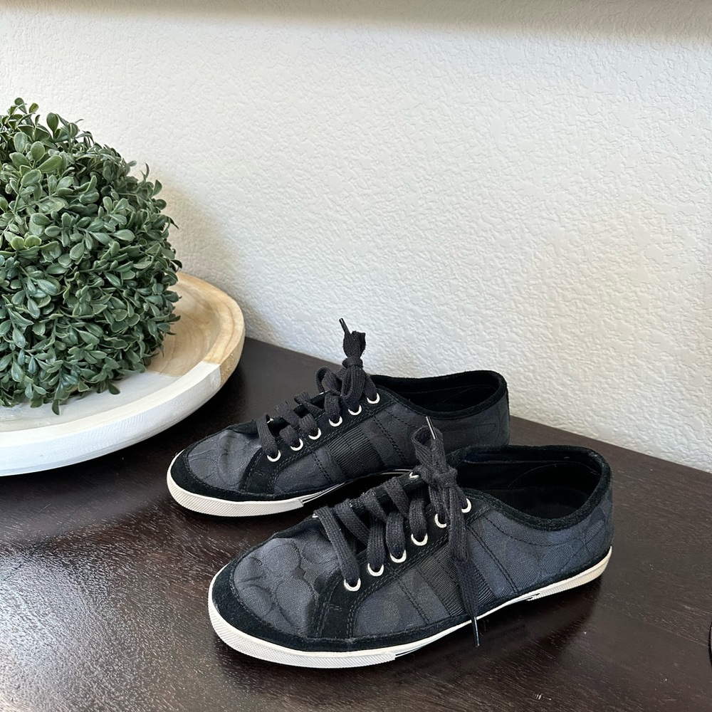 Coach Men's Signature Canvas Sneaker Size 9M